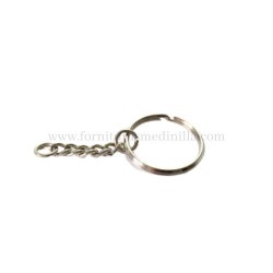 Keyring with chain and jump...
